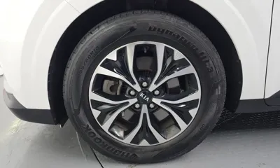 Kia Canival 2021, 106323 км, за 13456.74 USD
