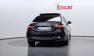Mercedes-Benz C-Class 2023, 15071 км, за 32956.72 USD