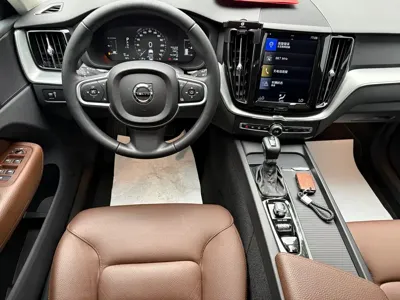 Volvo XC60 2018, 25000 км, за 17039.1 USD - фото 9