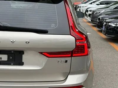 Volvo XC60 2018, 25000 км, за 17039.1 USD - фото 13