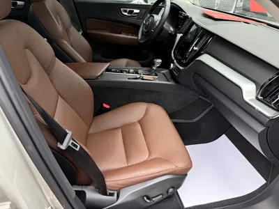 Volvo XC60 2018, 25000 км, за 17039.1 USD - фото 18