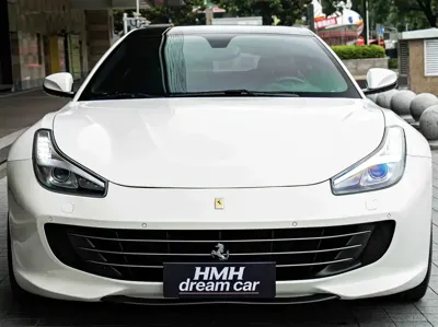 Ferrari GTC4Lusso 2018, 22000 км, за 541484.5 USD