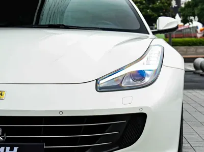 Ferrari GTC4Lusso 2018, 22000 км, за 541484.5 USD