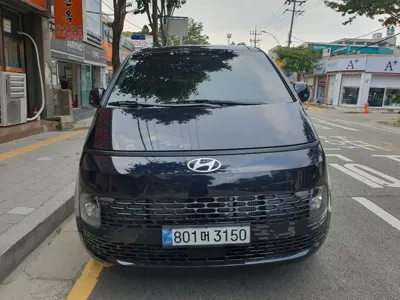 Hyundai Staria · 2025 год