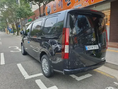 Hyundai Staria 2025, 1694 км, за 19229.26 USD