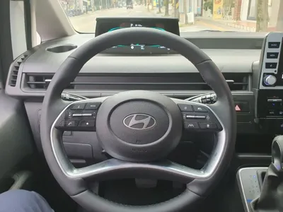 Hyundai Staria 2025, 1694 км, за 19095.44 USD - фото 7