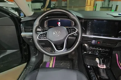 Volkswagen Passat 2023, 30000 км, за 17700 USD - фото 10