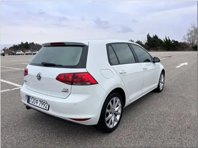 Volkswagen Golf 2014, 99222 км, за 5579.62 USD