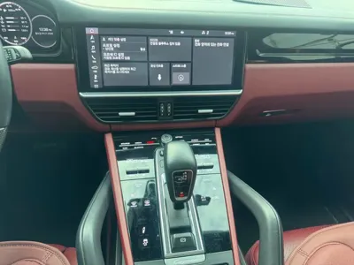 Porsche Cayenne 2020, 80000 км, за 50814.36 USD