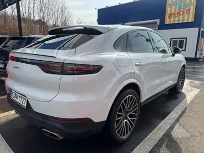 Porsche Cayenne 2020, 80000 км, за 50814.36 USD - фото 8