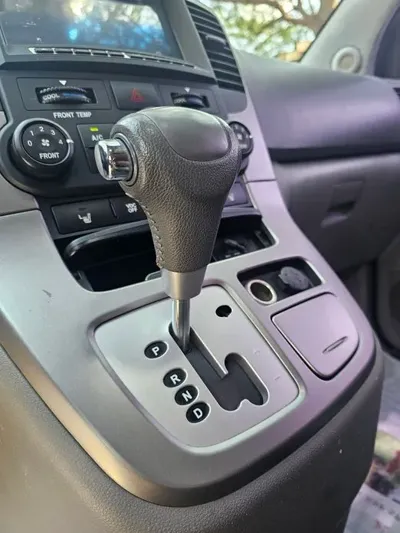 Kia Canival 2012, 201000 км, за 2210.23 USD - фото 4