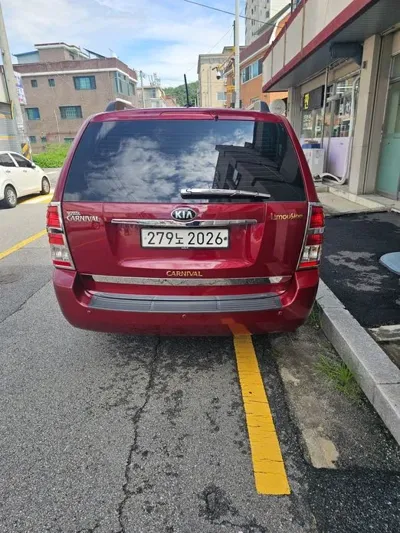 Kia Canival 2012, 201000 км, за 2210.23 USD - фото 13