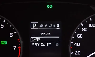 Hyundai Avante 2018, 66437 км, за 7748.34 USD - фото 17