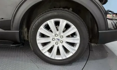 Ford Explorer 2021, 87653 км, за 15394.78 USD