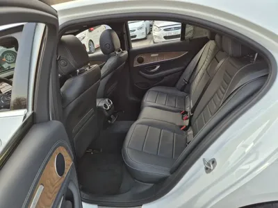 Mercedes-Benz E-Class 2021, 62058 км, за 22427.35 USD - фото 16