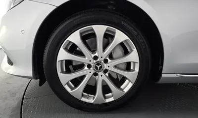 Mercedes-Benz E-Class 2018, 46548 км, за 17509.08 USD