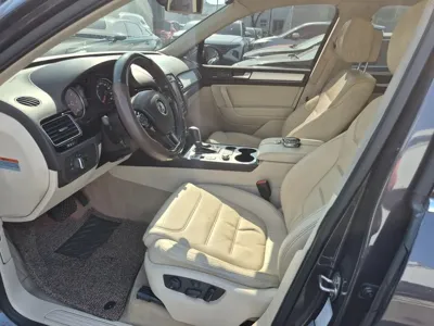 Volkswagen Touareg 2012, 194001 км, за 5856.68 USD - фото 10