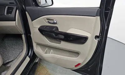 Kia Canival 2019, 125347 км, за 9441.94 USD - фото 25