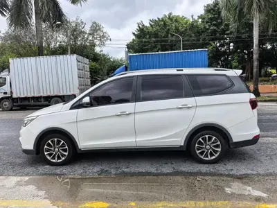 Baojun 730 2019, 82000 км, за 3954.58 USD