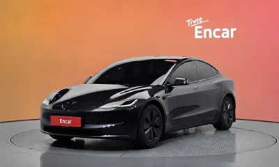 Tesla Model 3 · 2025 год