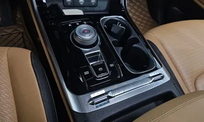 Kia Canival 2023, 38069 км, за 20217.93 USD - фото 9
