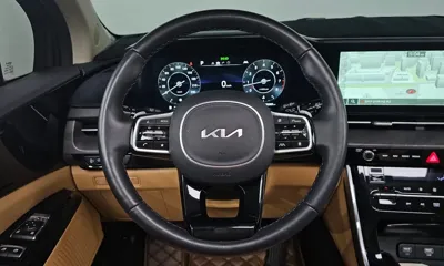 Kia Canival 2023, 38069 км, за 20217.93 USD - фото 13