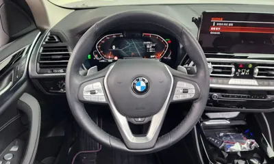 BMW X4 2023, 43750 км, за 28882.76 USD - фото 13