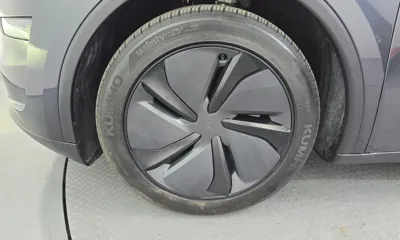 Tesla Model Y 2025, 15553 км, за 31205.23 USD