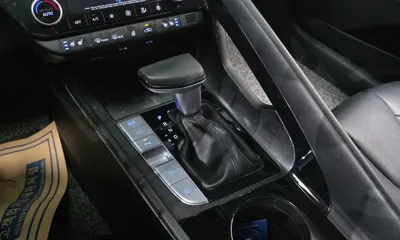 Hyundai Avante 2021, 72190 км, за 11225.63 USD - фото 9
