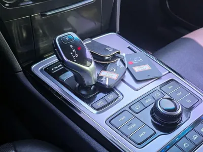 Hyundai Equus 2014, 215125 км, за 4420.46 USD - фото 9