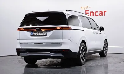 Kia Canival 2021, 126076 км, за 18046.02 USD