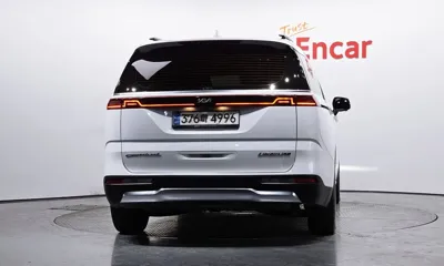 Kia Canival 2021, 126076 км, за 18046.02 USD