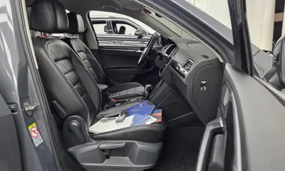 Volkswagen Tiguan 2022, 71330 км, за 41354.86 USD - фото 25