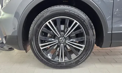Volkswagen Tiguan 2022, 71330 км, за 41354.86 USD - фото 33