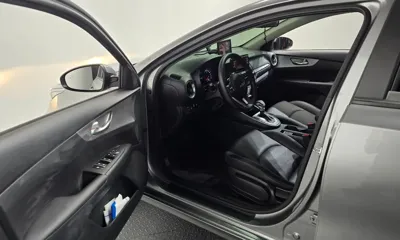 Kia K3 2022, 26723 км, за 9109.85 USD - фото 10