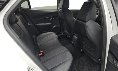 Peugeot 2008 2023, 28371 км, за 17907.14 USD - фото 26