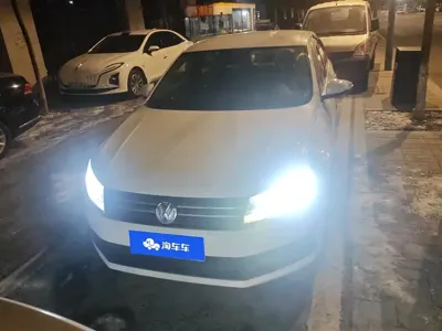 Volkswagen Santana 2020, 54900 км, за 4721.89 USD