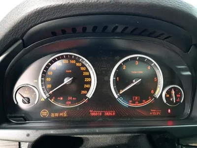BMW X5 2015, 186901 км, за 9621.01 USD - фото 7