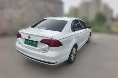 Volkswagen Bora 2019, 77100 км, за 6325 USD