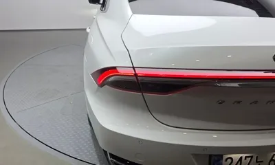 Hyundai Grandeur 2020, 84170 км, за 12286.29 USD - фото 23