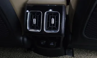 Kia Sorento 2024, 30304 км, за 25521.86 USD - фото 31