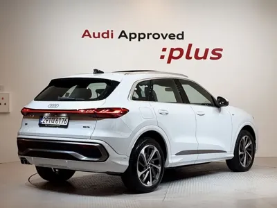 Audi Q5 2025, 2110 км, за 40372.45 USD