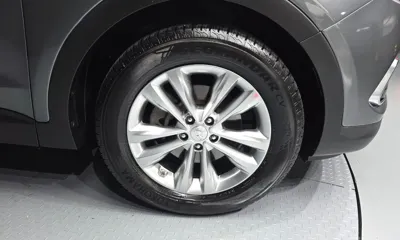 Hyundai Santafe 2016, 117766 км, за 6440.29 USD