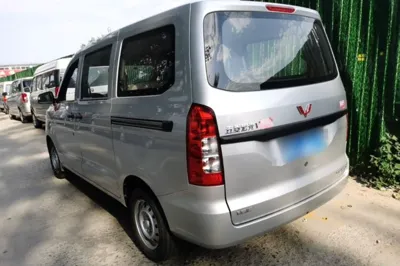 Wuling Hongguang V 2022, 24500 км, за 7982 USD