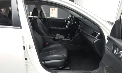 Kia K5 2019, 100311 км, за 7469.28 USD - фото 11