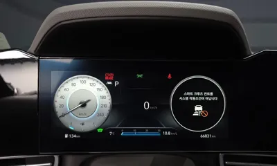 Hyundai Avante 2023, 66831 км, за 13981.88 USD - фото 8