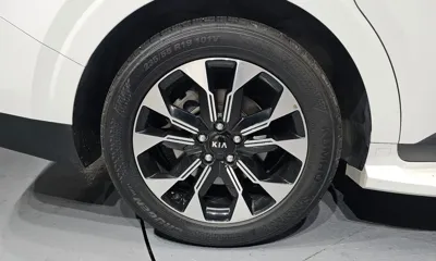 Kia Canival 2021, 109879 км, за 18169.8 USD