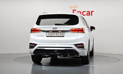 Hyundai Santafe 2020, 62163 км, за 15798.53 USD