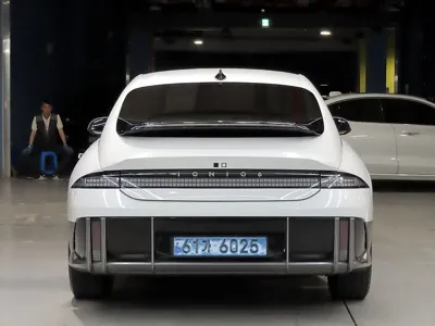 Hyundai Ioniq6 2023, 72849 км, за 16113.39 USD