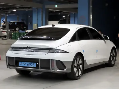 Hyundai Ioniq6 2023, 72849 км, за 16113.39 USD